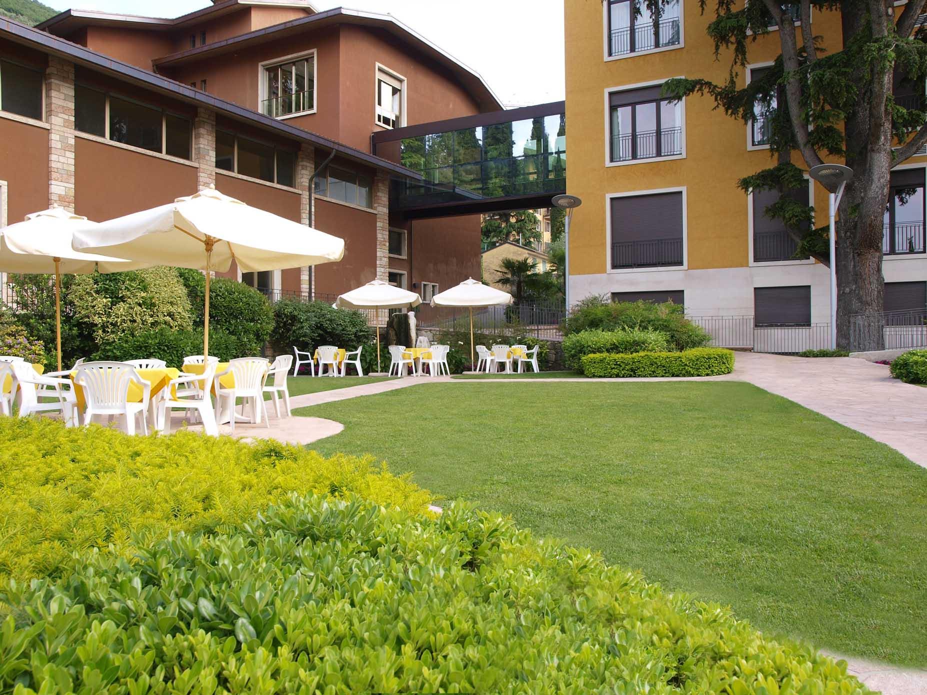Garda Family House Hotel Castelletto Di Brenzone Luaran gambar