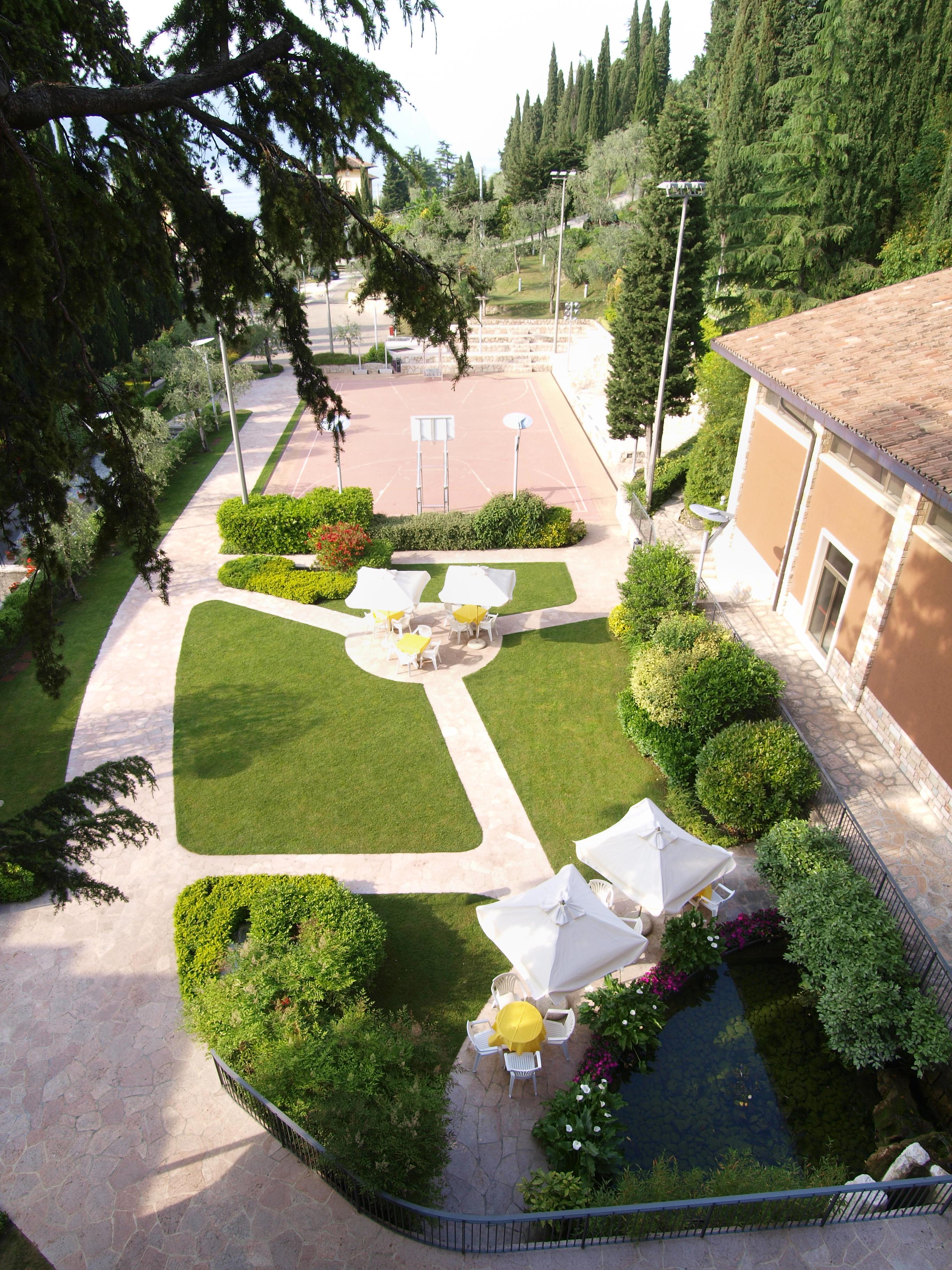 Garda Family House Hotel Castelletto Di Brenzone Luaran gambar