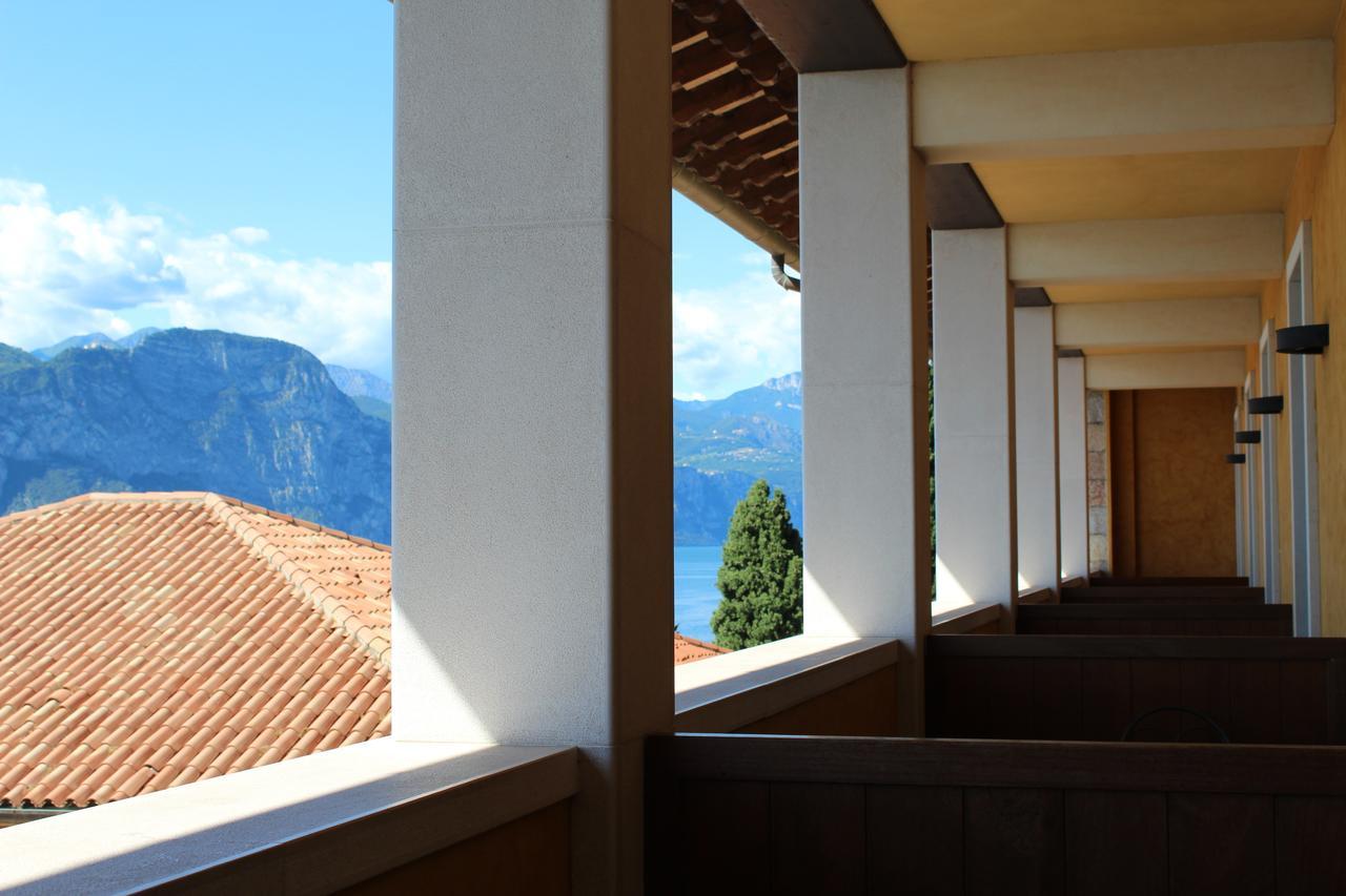 Garda Family House Hotel Castelletto Di Brenzone Luaran gambar